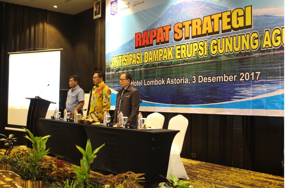 Antisipasi Dampak Erupsi Gunung Agung Bersama Deputi Pengembangan Pemasaran Pariwisata Mancanegara Antisipasi Dampak Erupsi Gunung Agung Bersama Deputi Pengembangan Pemasaran Pariwisata Mancanegara