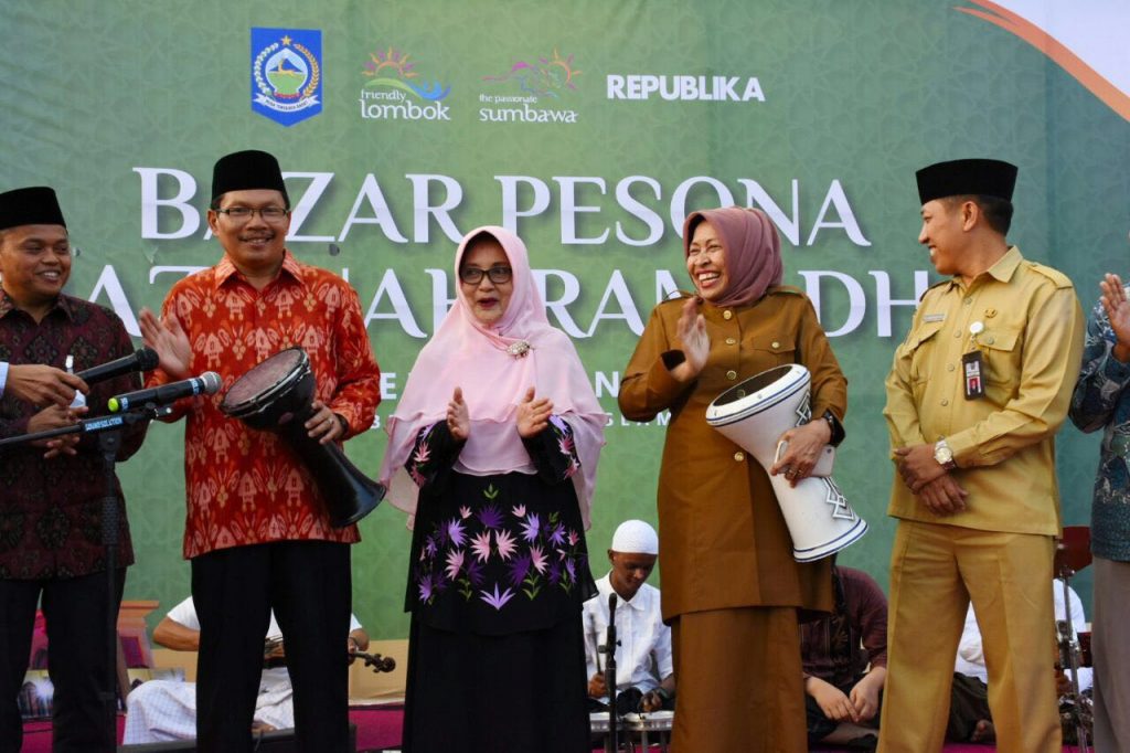 Sekda Resmi Buka Bazar Ramadhan Islamic Center NTB