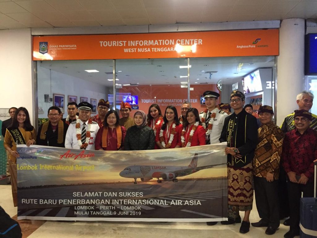 AirAsia resmi membuka rute penerbangan Perth – Lombok