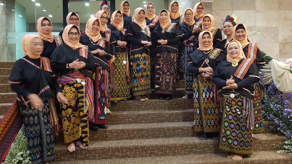 Pameran Gemilang NTB -“Nuansa Tanpa Batas” Pameran Gemilang NTB -“Nuansa Tanpa Batas”