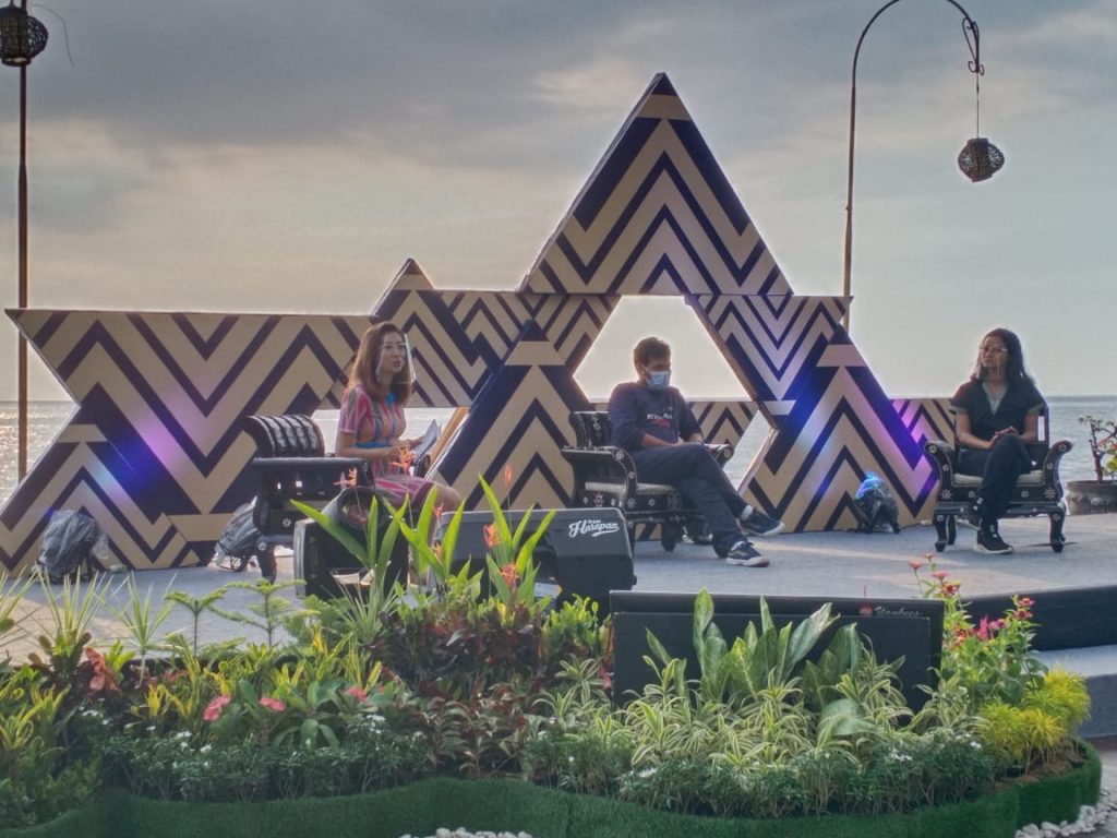 Bincang-Bincang Revitalisasi Bumi – Sukses Mengurangi Sampah pada Beberapa Titik di Destinasi Pariwisata Lombok Bincang-Bincang Revitalisasi Bumi – Sukses Mengurangi Sampah pada Beberapa Titik di Destinasi Pariwisata Lombok