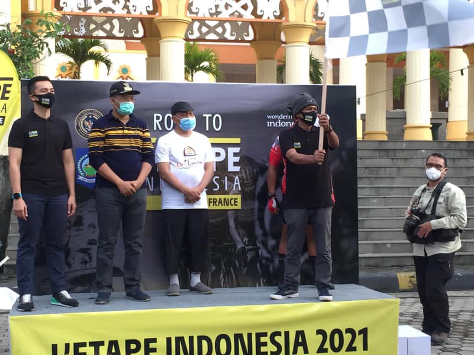 Latihan gabungan “Road to L’Etape Indonesia 2021 by Tour De France”