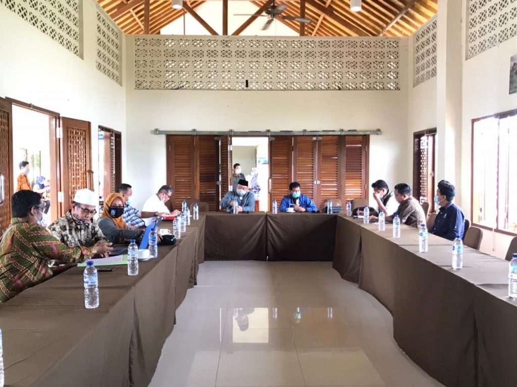 DPRD Nusa Tenggara Barat (NTB), terus mematangkan penyusunan Rancangan Peraturan Daerah (Raperda) Penyelenggaraan Desa Wisata.