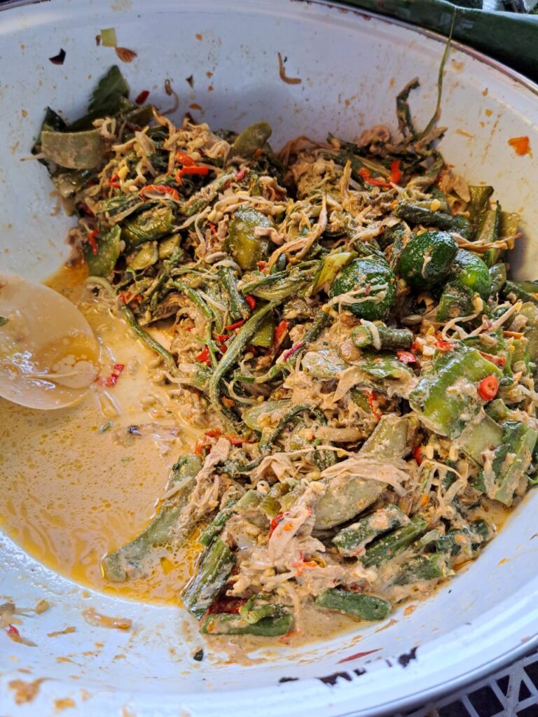 Olah-Olah Khas Lombok Olah-Olah Khas Lombok